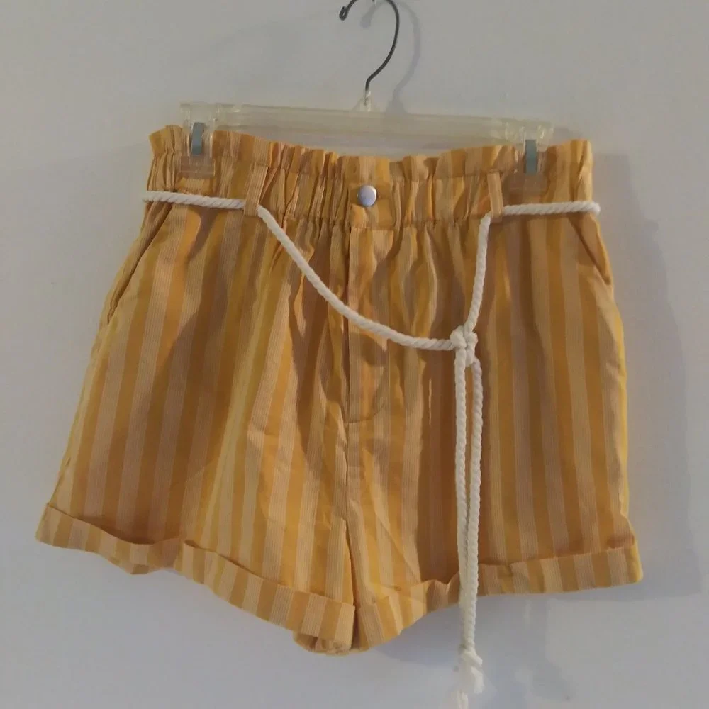 Forever 21 Yellow Striped Shorts Paper Bag Style Large NWT - Picture 6 of 7
